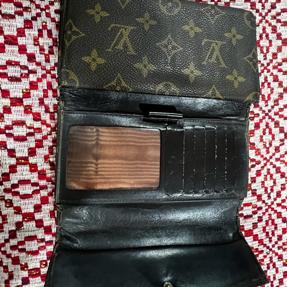 LV WOMEN WALLET - Picture 10 of 14